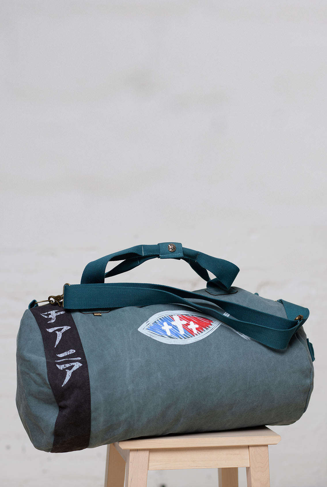 Travel bag with Ichthys symbol