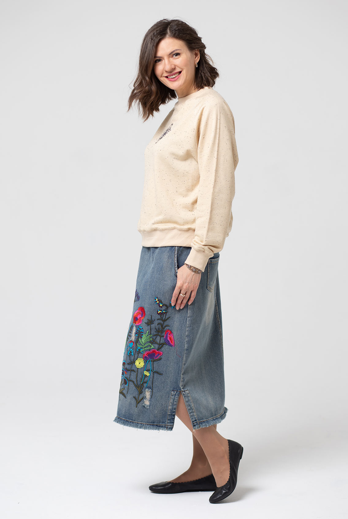 джинсовая юбка с цветами
